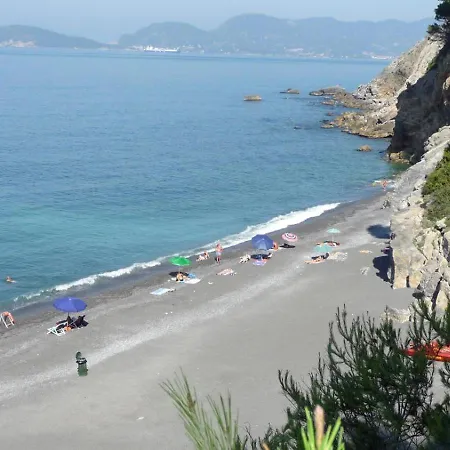 Apartment Bia Punta Bianca